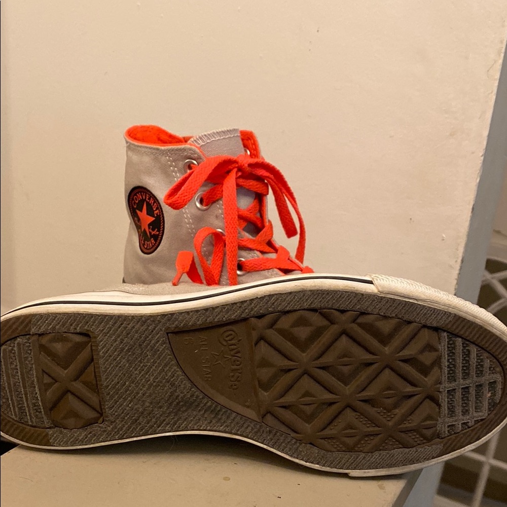 Converse - Picture 3 of 3